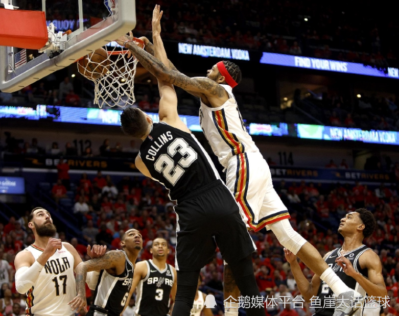 四川队逆转福建队，麦科勒姆刷新纪录