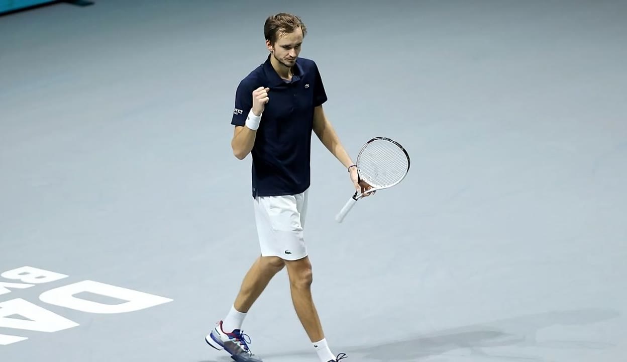 戴维斯杯碾压ATP总决赛，梅德韦杰夫统治全场