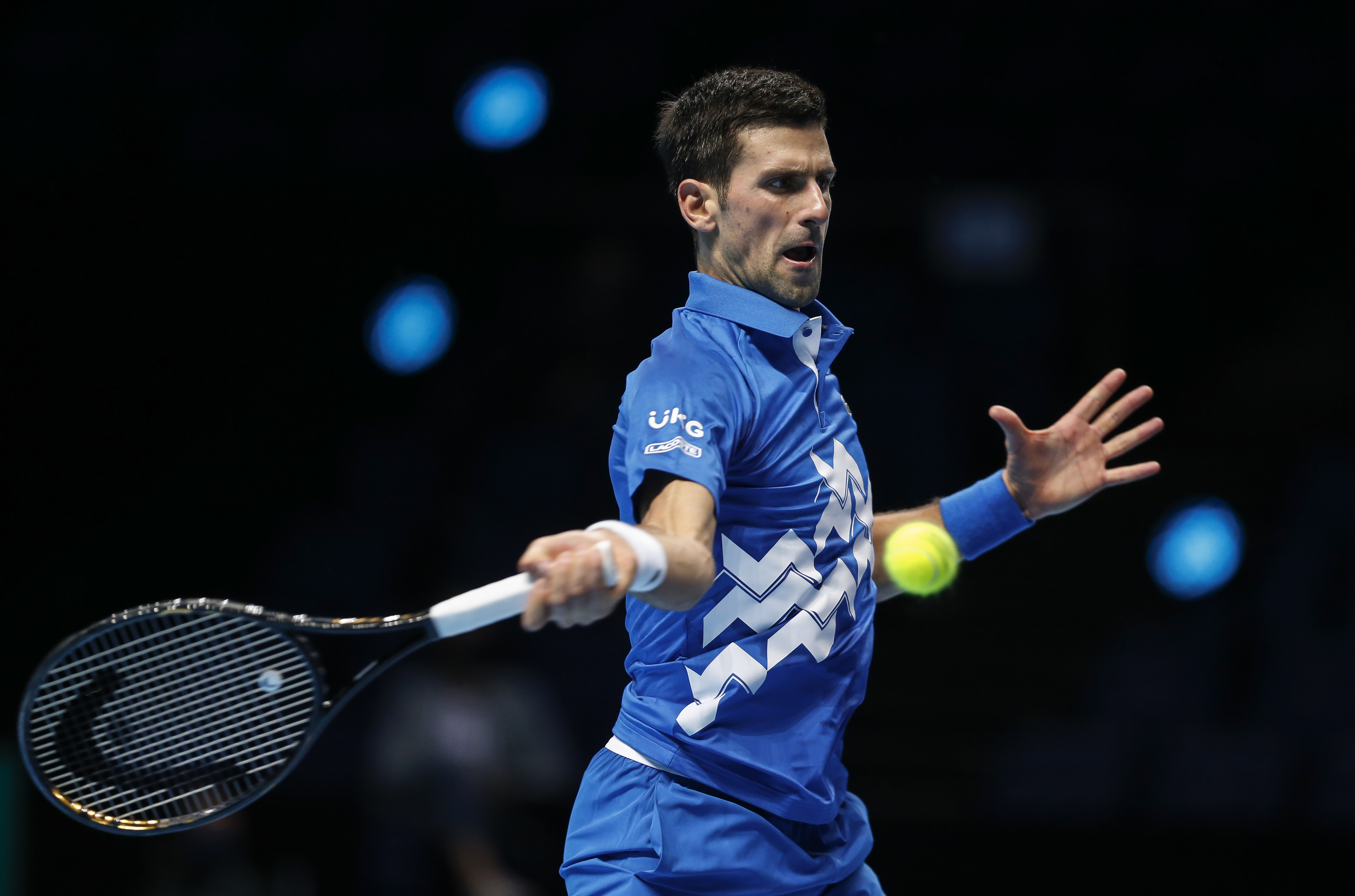 戴维斯杯碾压ATP总决赛，梅德韦杰夫统治全场